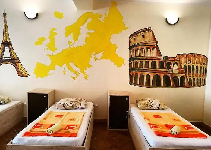 Dubrovnik Center Hostel *