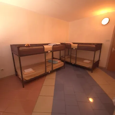 Vandrarhem Dubrovnik Komolac